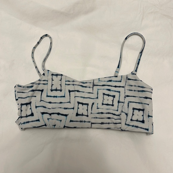 RVCA Blue Dye Print - XSmall - Picture 1 of 3